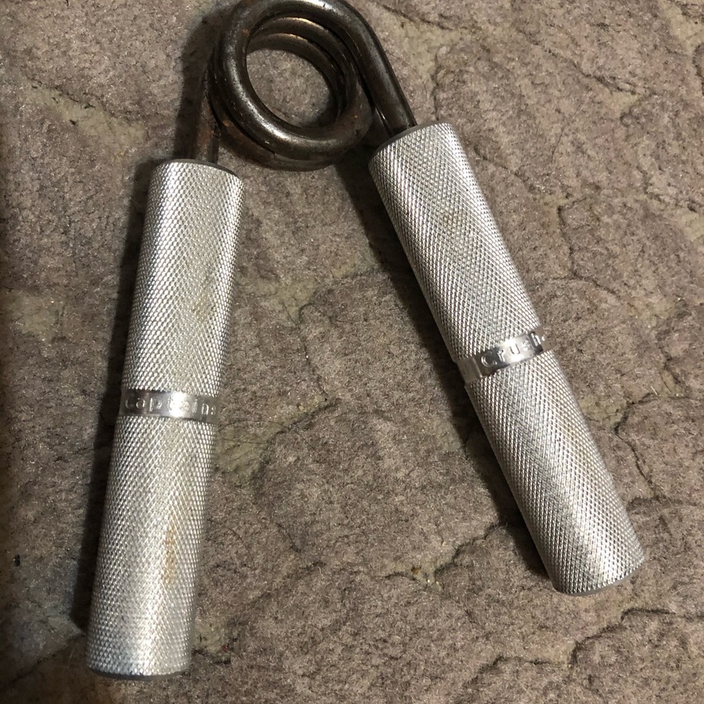 Captain of Crush Grip Strengthener